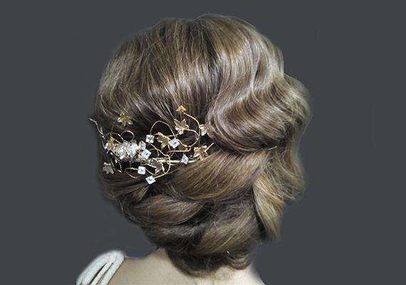 ¿Te han invitado a una fiesta? ¿Una boda? ¿Tienes un evento especial? Consulta nuestras ofertas en recogidos y peinados para eventos.