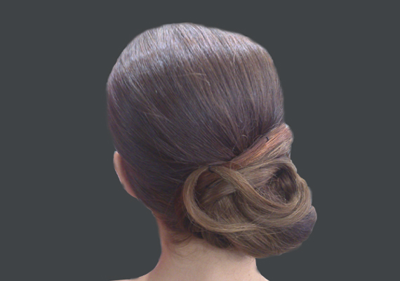 ¿Te han invitado a una fiesta? ¿Una boda? ¿Tienes un evento especial? Consulta nuestras ofertas en recogidos y peinados para eventos.