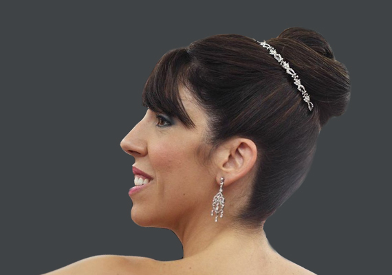 ¿Te han invitado a una fiesta? ¿Una boda? ¿Tienes un evento especial? Consulta nuestras ofertas en recogidos y peinados para eventos.